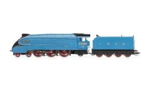 Hornby TT:120 LNER Class A4 'Mallard' Train