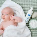 Mustela Cradle Cap Foam Shampoo for Newborn - Baby Shampoo with Naturally derived Avocado Polyphenols - Tear-Free & Fragrance-Free - 5.07 fl. oz.