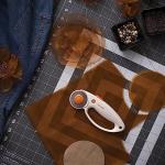 Fiskars 45mm Rotary Cutter for Fabric with Ergonomic Loop Grip, Premium Steel Rotary Fabric Cutter Blade for Precise Cuts, Arts and Crafts, Sewing Supplies and Quilting Tools