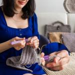 2 PCS Seam Rippers for Sewing : Seam Ripper and Thread Remover, Stitch Remover Unpicker Tool, for Hand Sewing, Crafts and Knitting Seam Removers Crafting Removing Threads Tools, Stitching Purple