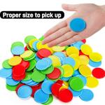 Pumtus 640 Pcs Plastic Poker Chips, 4 Colors Bingo Chips with Storage Box, 1.5 Inch Card Game Tokens, Counter Disk Counting Markers for Math Practice, Opaque Reward Coin for Teaching, Parties, Casino