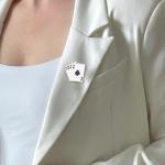 Poker Hand Enamel Lapel Pin Playing Cards Pins for Suit Collar Jacket Hat Brooch Pins for Men Lucky Ace Pin Poker Outfit Accessories for Men Pokers Themed Gifts for Man Male
