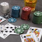 VOVCIG Poker Chips 100PCS Plastic Poker Chips Set 5 Colors for Home Game Poker Nights Party Card Club or Late Night Poker Games Supplies