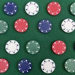 SEETOOOGAMES Casino Poker Chips -100 Pieces 11.5g Suited Design - 4 Colors (25 red, 25 Green,25 Blue,25 White)