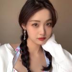 Unique Playing Card Dangle Earrings Red Heart Queen Poker Earrings for Women,Gold Asymmetric Rabbit Long Clock Poker Dangle Earrings Queen Hearts Costume (C)