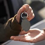 LaserGram Oval Keychain, Rooster, Personalized Engraving Included (Gray)