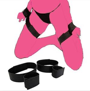 Sex Bed Bondage Restraints Kit Straps Bondage Gear & Accessories Sexy Sex Fuzzy Fluffy Handcuffs Hand Cuff Set Bracelets for Women Adults Bedroom Hand Arm and Leg Restraints Sex Adults Sweatshirt