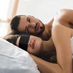 FRESHME Satin Sleep Mask - Comfortable Eye Mask Blindfold for Women Men Soft Adjustable Blackout Eye Cover Shade for Night Sleeping Travel Meditation Pure Black Valentine's Day Gift 160cm/63in