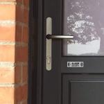 20 x Security Alarm Warning Sign Stickers - for internal and external use - Protection for home, car... - Weatherproof - Size: 2,9 x 1 in - "ALARM SECURITY"