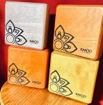 The Kandu Clever Shaker is the first-ever shaker drum with two distinctive sounds: one side like a clave, the other more like a bongo (Nut Brown)