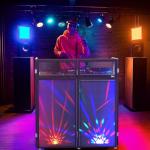 YooKoo Foldable DJ Booth for Tool-Free Assembly, DJ Table with White & Black Scrims, Metal Frame DJ Facade, DJ Stand with Cable Hole and Carry Bag, for Parties & Events & Small Studios