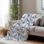 Blue and White Golden Retriever Throw Blanket