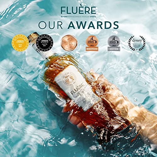 FLUÈRE RUM ALTERNATIVE – Spiced Cane Dark Roast, Non-Alcoholic Distilled Spirit with Sugar Cane Molasses, 23.7 Fl Oz | Created for Cocktails