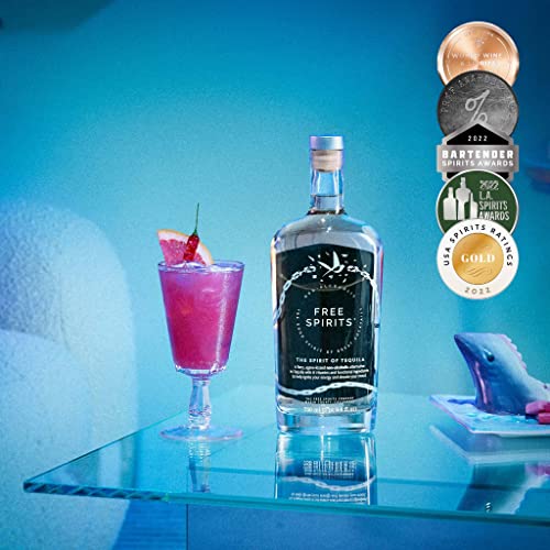 Free Spirits | The Spirit of Tequila | Non-Alcoholic, 750ml, Oaky Vanilla-Kissed, Smoky & Agave Notes, Ultra Low Calorie, Low Sugar, Vegan, Gluten Free, Mood Lifting Vitamins