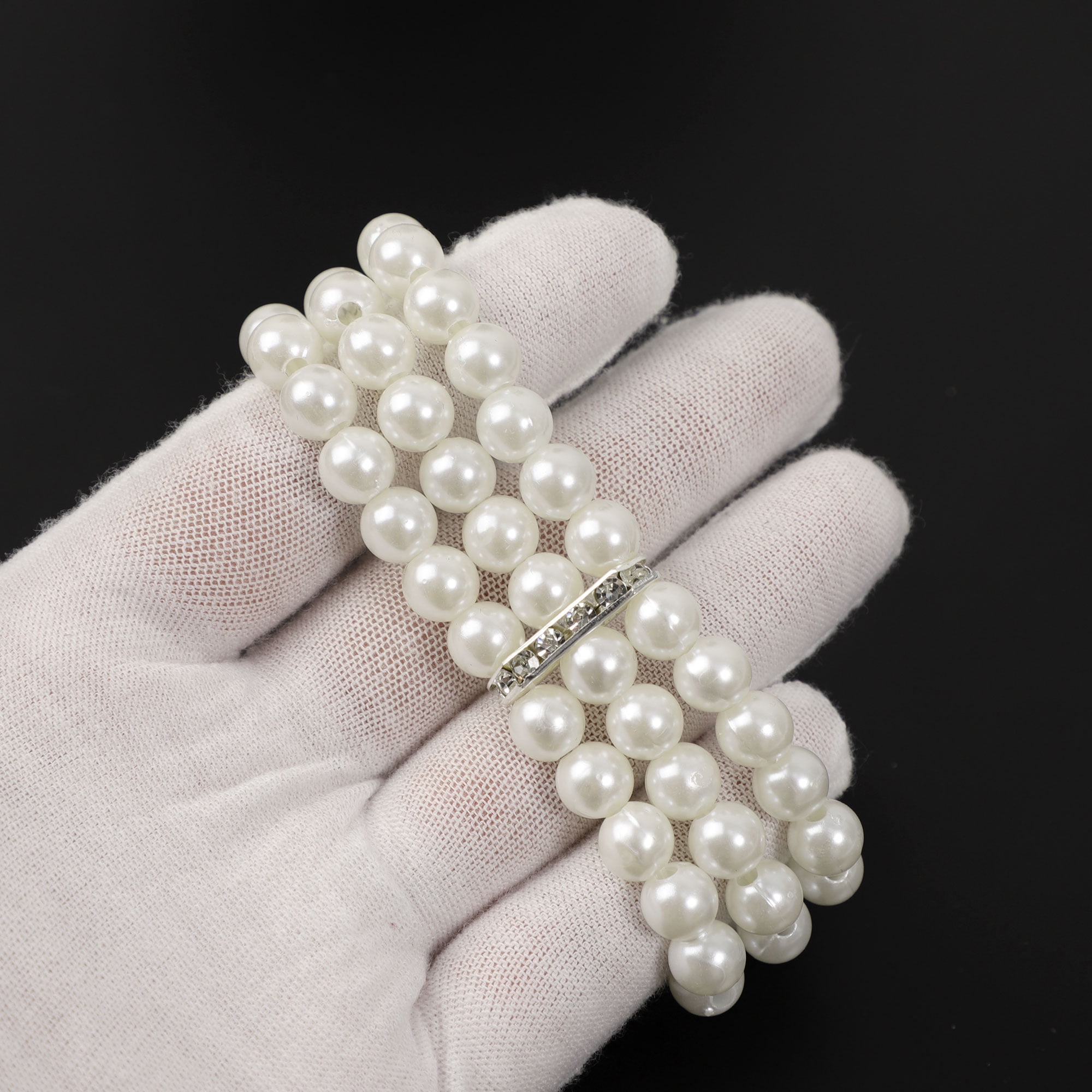 3-Row Stretch Pearl Bead Bracelet in Grey-White