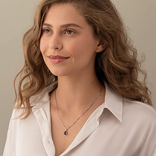 14K White Gold 2.50 Carat Pear-Shaped Alexandrite Pendant