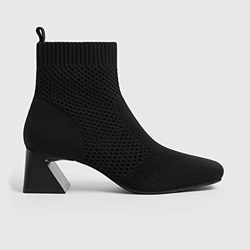 Retro-Inspired Pointed Toe Chunky Ankle Boots