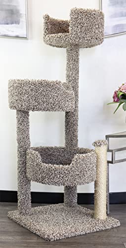 Deluxe Cat Condo with Scratching Posts
