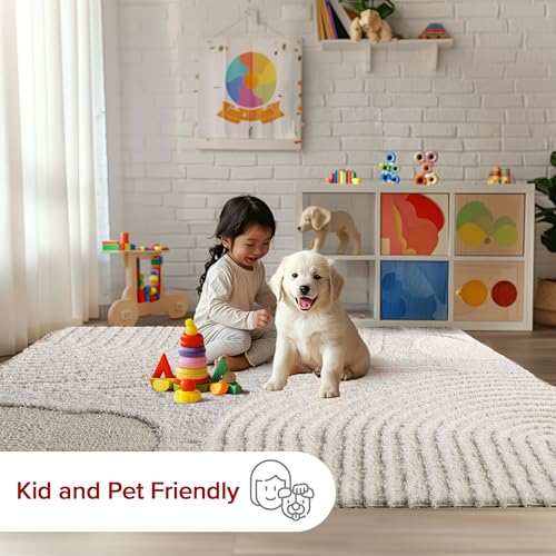 Beige Nordic Inspired Shag Area Rug, 122 x 182 cm