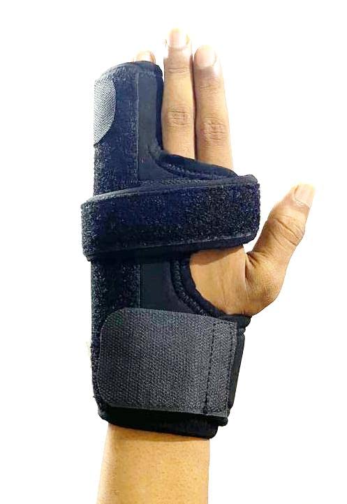 WITSOUL Boxer Finger Splint - Supports Pinky, Ring, Middle Metacarpals and Knuckles - Right or Left Both Hand Adjustable Brace (COLOR BLACK) SMALL by DD NOURISH HEALTH SHOP