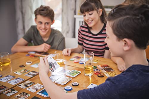 Splendor Board Game (Base Game) | Family Board Game | Board Game for Adults and Family | Strategy Game | Ages 10+ | 2 to 4 players | Average Playtime 30 minutes | Made by Space Cowboys from Publisher Services Inc (PSI)