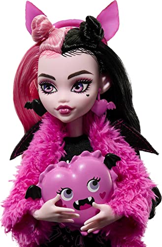 Monster High Doll and Sleepover Accessories, Draculaura Doll Pet Bat Count Fabulous, Creepover Party by Mattel