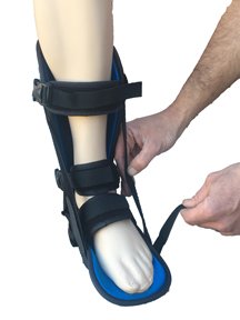 Alpha Medical Plantar Fascitis Night Splint Heel & Foot Pain; P.F. Brace L4398 (Small Men's shoe size less than 7 / Women's shoe size less than 7.5) from Alpha Medical