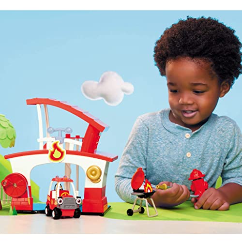 Letâs Go Cozy Coupeâ¢ Fire Station Playset with Fire Truck Mini Push and Play Vehicle for Tabletop or Floor Push Play Car Fun for Toddlers, Boys, Girls 3+ Years from MGA Entertainment