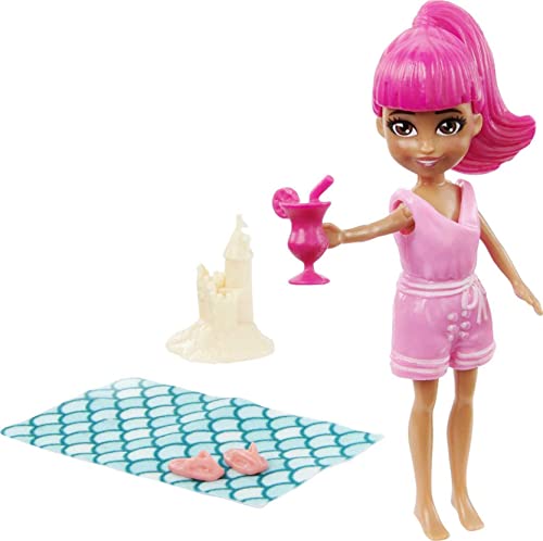 âPolly Pocket Splashinâ Style Fashion Pack, Four 3-in Dolls: Polly, Shani, Margot and Bella, Each Doll Has 13 to 15 Outfits & Accessories for Water Play Fun, For Ages 4 Years Old & Up from Mattel