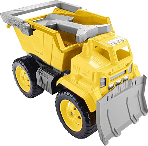 Matchbox Large-Scale Sand Truck with 5 Die-Cast Toy Construction Vehicles in 1:64 Scale, Indoor & Outdoor Play from Mattel