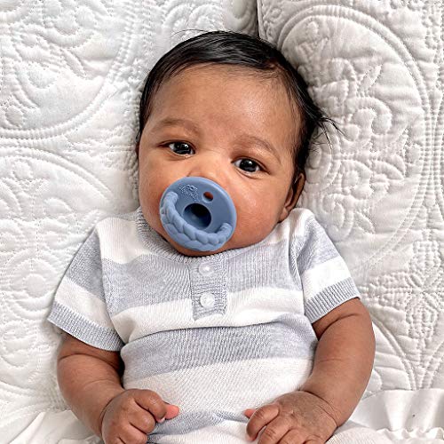Itzy Ritzy Sweetie Soother Pacifier Set of 2 - Silicone Newborn Pacifiers with Collapsible Handle & Two Air Holes for Added Safety; Set of 2 in Deep Sea & Denim, Ages Newborn & Up by AmazonUs/ITZAD