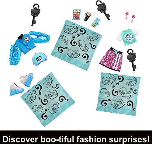 Monster High Doll and Fashion Set, Lagoona Blue with Dress-Up Locker and 19+ Accessories, Skulltimate Secrets from Mattel