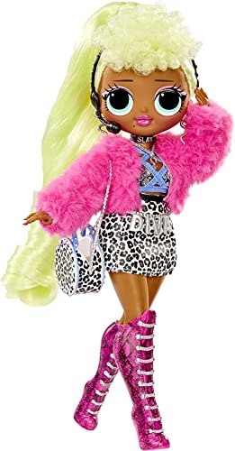 L.O.L. Surprise! OMG Diva Family with 45 Surprises Including (1) Pink Fashion Doll with (4) Collectible Dolls and Accessories Toy Playset, Great for Kids Ages 4 5 6, Amazon Exclusive from MGA ENTERTAINMENT