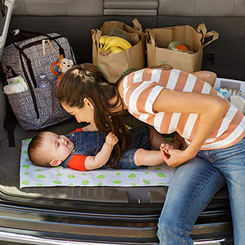 Munchkin Arm & Hammer Disposable Changing Pad, 10 Count , White/Green from Munchkin