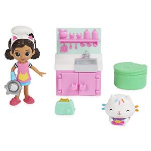 Gabby's Dollhouse, Lunch and Munch Kitchen Set with 2 Toy Figures, Accessories and Furniture Piece, Kids Toys for Ages 3 and up from Spin Master