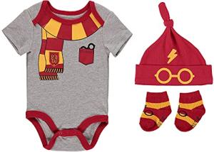Harry Potter Baby Boys' 3 Piece Bodysuit Bootie Socks and Hat Set (Grey/Red/Yellow, 3-6 Months) from Harry Potter