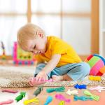 Rcanedny 56 Pieces Slingshot Animals Finger Toys Funny Stretchable Flick Rubber Animals Slingshots Flying Novelty Finger Stretchy Game for Flying Games and Party Favors by Rcanedny