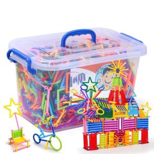 Fun toys 560 PCS Building Blocks Set, Different Shape Educational Construction Engineering Set 3D Puzzle, Interlocking Creative Connecting Kit,Great Toy for Both Boys and Girls CMB-077 by Fun toys