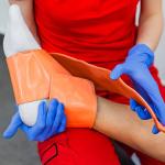 Ever Ready First Aid Padded Universal Aluminum Splint, 4.25â x 24â, Flat Folded, Waterproof - 3 Pack by Ever Ready First Aid