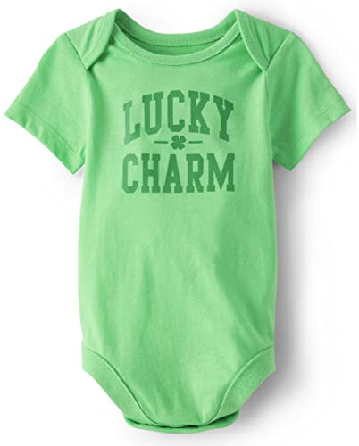 The Children's Place Unisex Baby Short Sleeve Graphic T-Shirt, St Pats Fam by The Children's Place