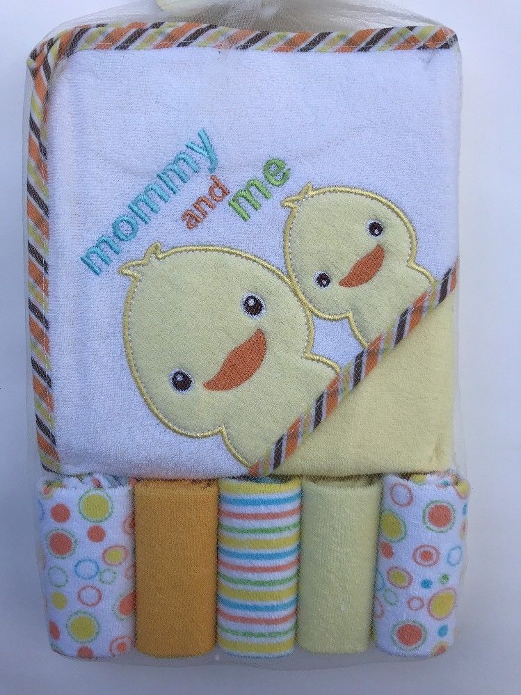 Yellow Duck Hooded Towel & Washcloth Set