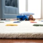 SAFAVIEH Area Rug 8x10 - Kids Collection - Large - Ivory, Handmade Wool, Polka Dot Pattern, Ideal for Bedroom, Playroom, Nursery, Boys & Girls Room (SFK804A)