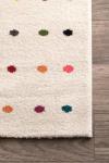 Nuloom Dorie Polka Dot 4' x 6' Area Rug