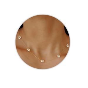 Dainty Pearl Daisy Necklace for Women and Teens