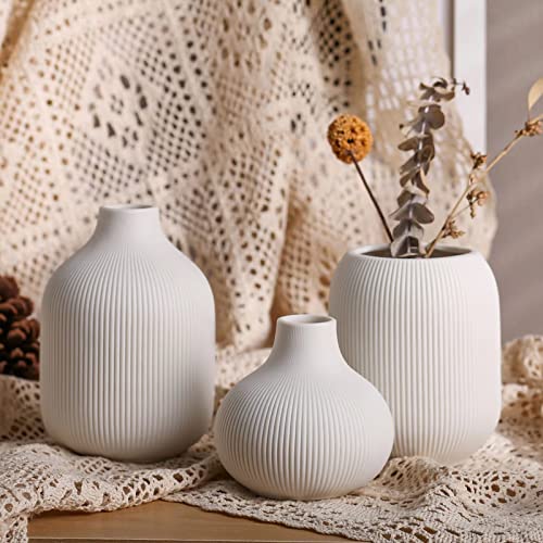Set of 3 White Ceramic Minimalist Vases