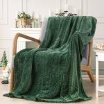 Soft Green Fleece Throw Blanket for Cozy Comfort