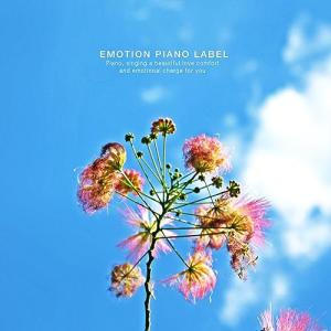 Cozy Minimalist Living Room Chair