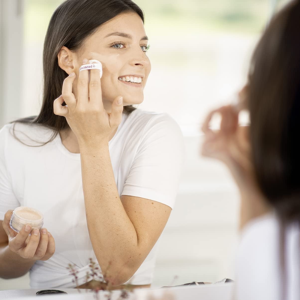 Benecos Translucent Loose Face Powder for All Skin