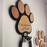 Personalized Pet Leash and Key Holder Wall Mount