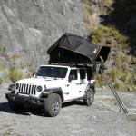 Naturnest Aluminum Hard Shell Rooftop Tent for 3